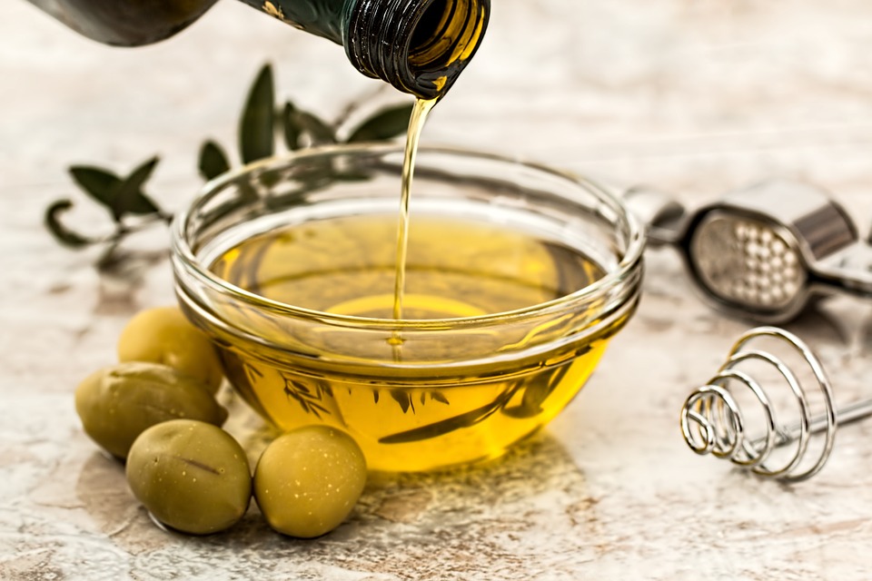 Sicilian olive oil tasting and cooking class at La Passione